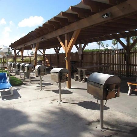 Relaxing Condo, Great Location, 3 Minute Walk To The Beach Condo South Padre Island Buitenkant foto